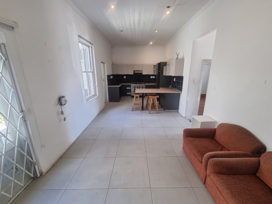 To Let 3 Bedroom Property for Rent in Woodstock Western Cape